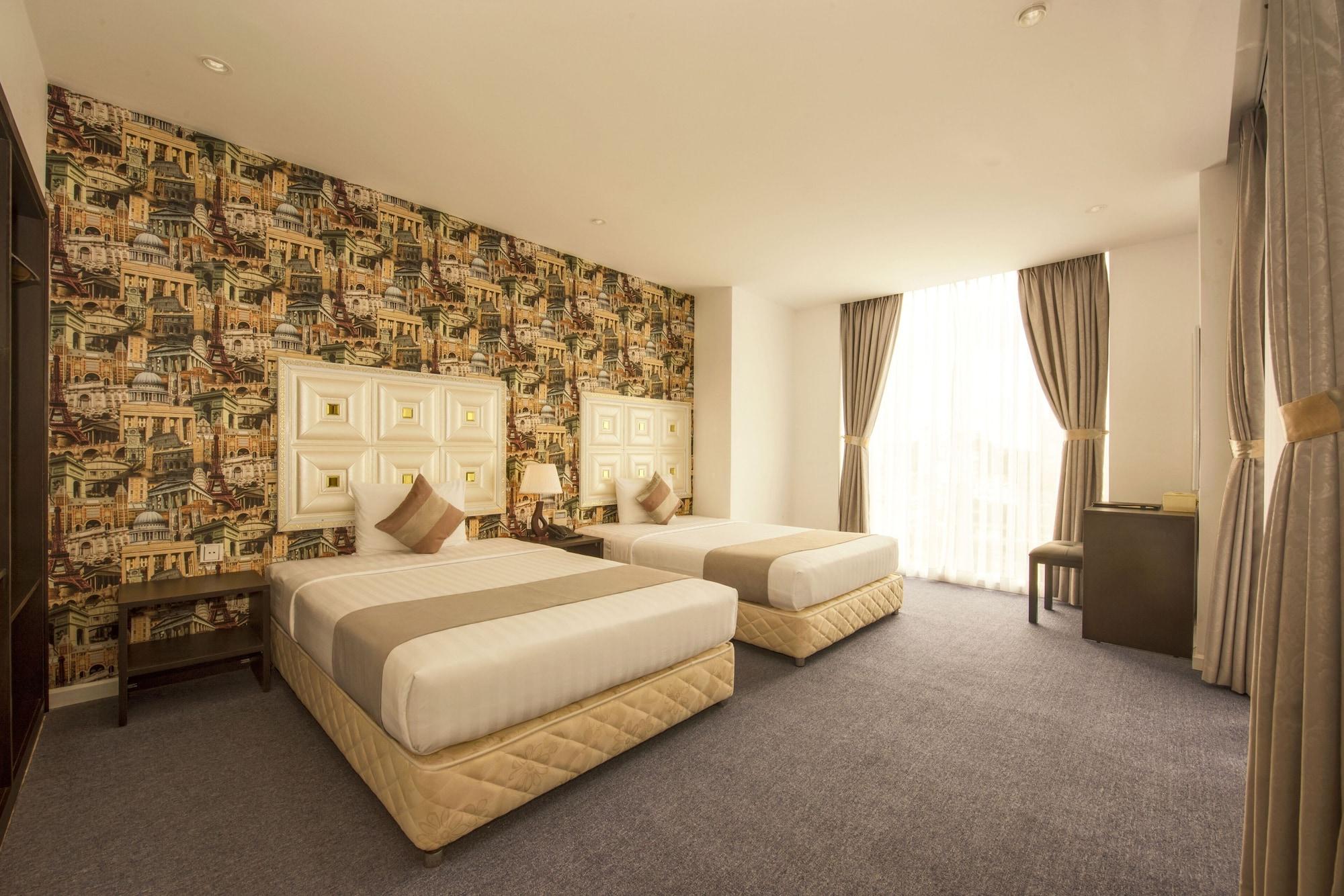 Golden Crown Hotel Хошимин Екстериор снимка