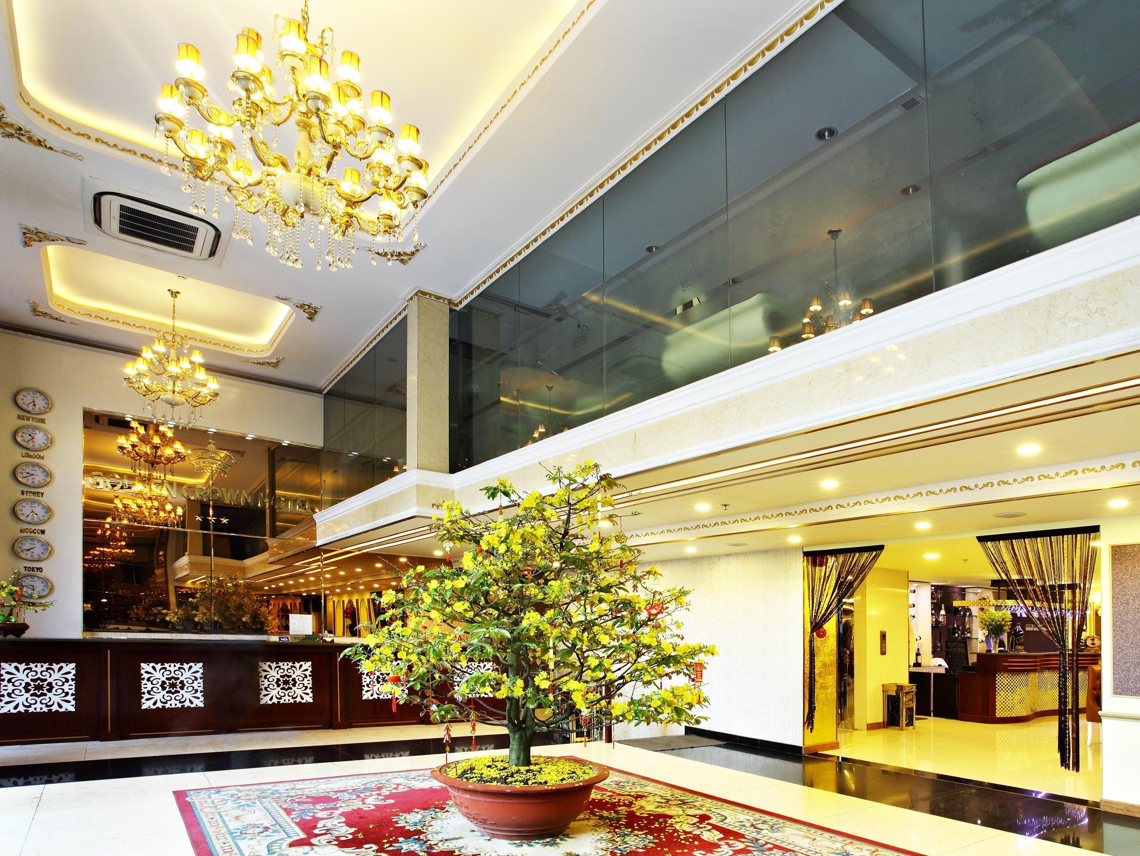 Golden Crown Hotel Хошимин Екстериор снимка