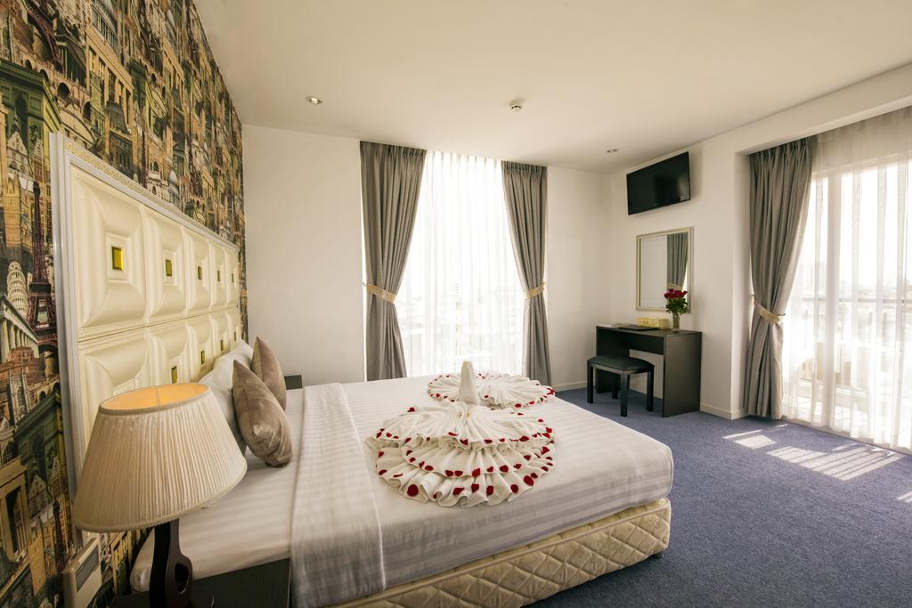 Golden Crown Hotel Хошимин Екстериор снимка